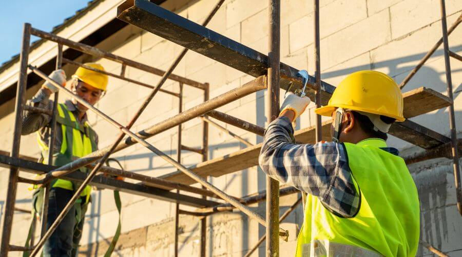 Professional fairlawn roofing services in Hagerhill, KY